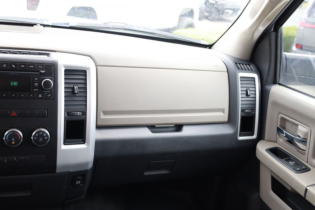 2010 Dodge RAM 3500 SLT Mega Cab DRW 4WD