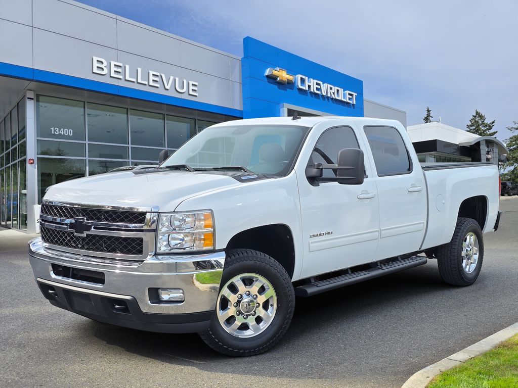Summit White 2012 Chevrolet Silverado 2500HD Pickup Truck Four-Wheel Drive 6-Speed Automatic