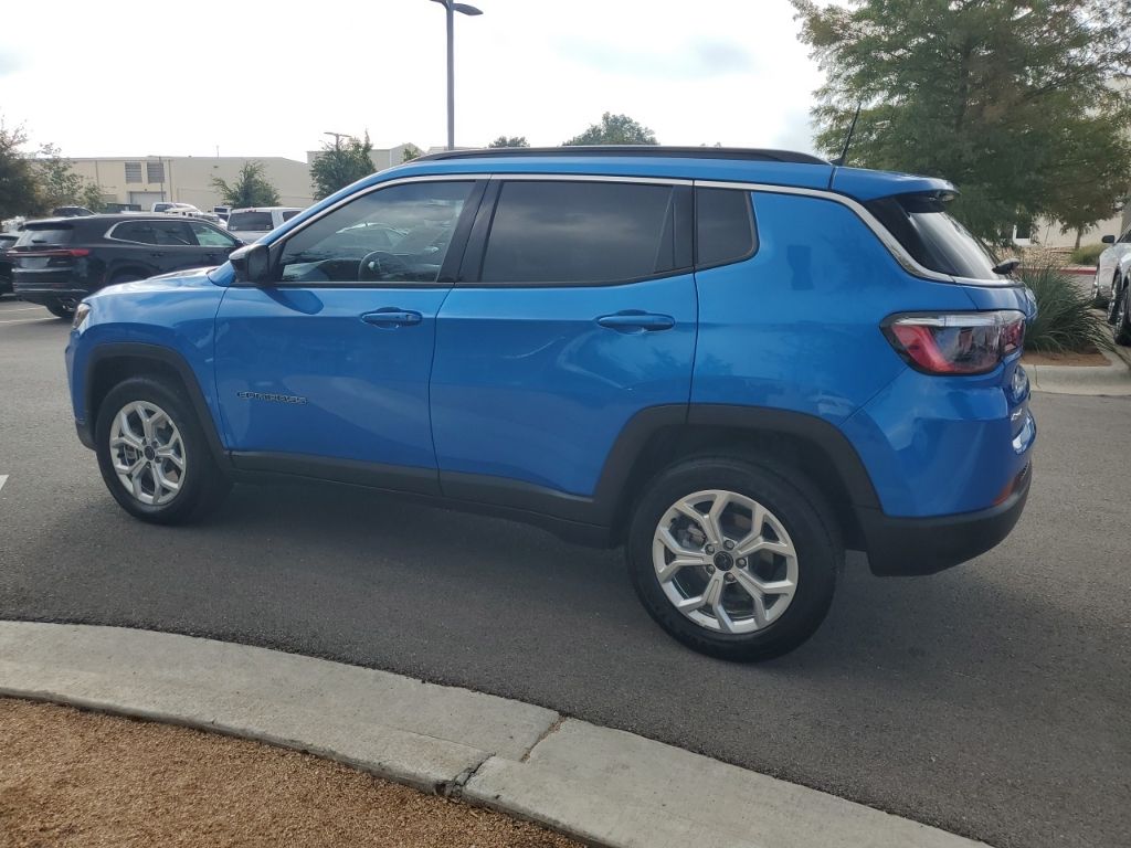 Used Car 2025 Jeep Compass  Latitude For Sale Under $25,000 In Austin, Texas