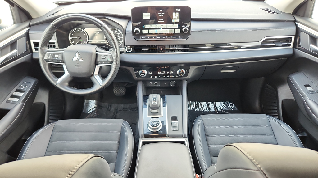 2024 Mitsubishi Outlander