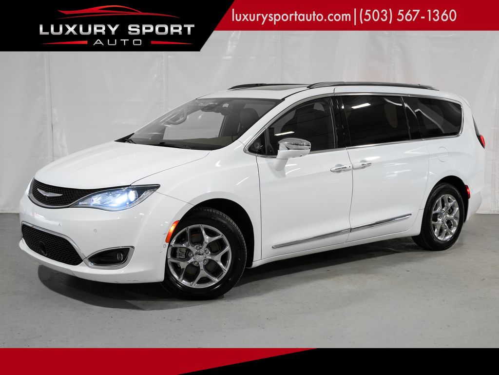 2017 Chrysler Pacifica Limited FWD