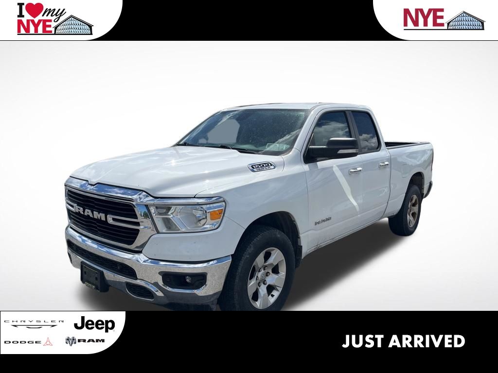 Bright White Clearcoat 2020 RAM 1500 Pickup Truck Four-Wheel Drive 8-Speed Automatic
