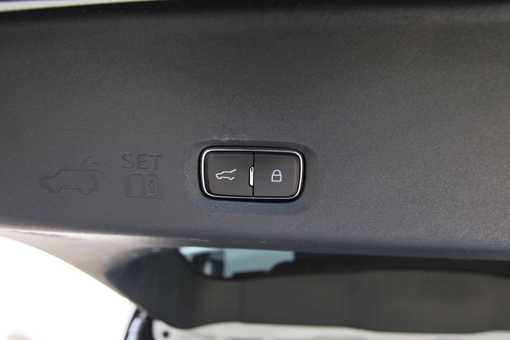 Used 2025 Ford Expedition SUV