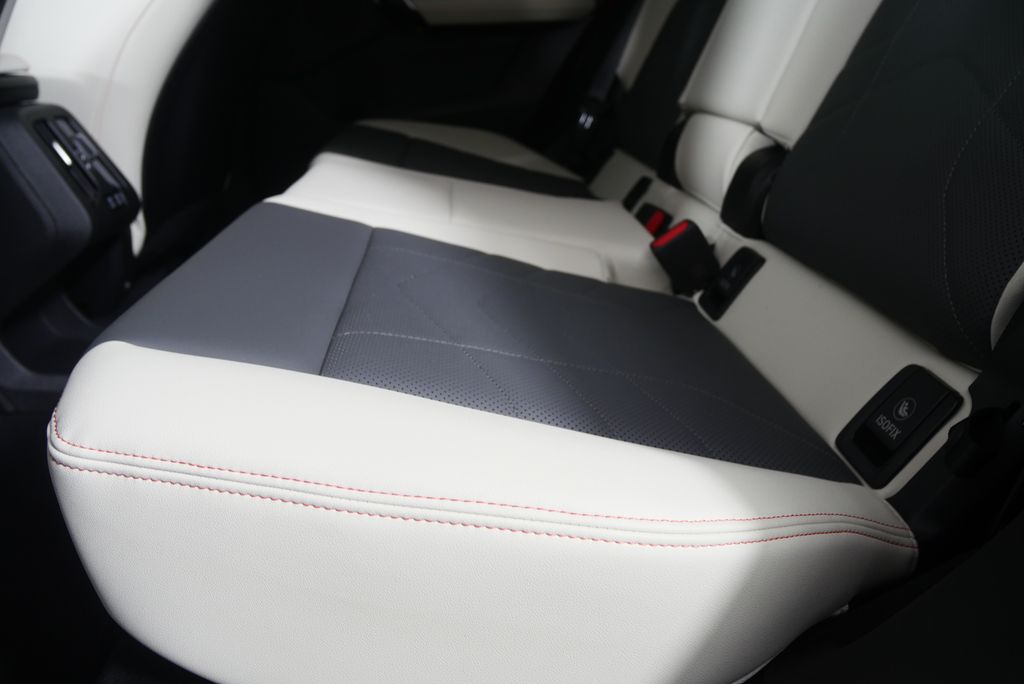 Thumbnail: 2025 BMW X2 - 14