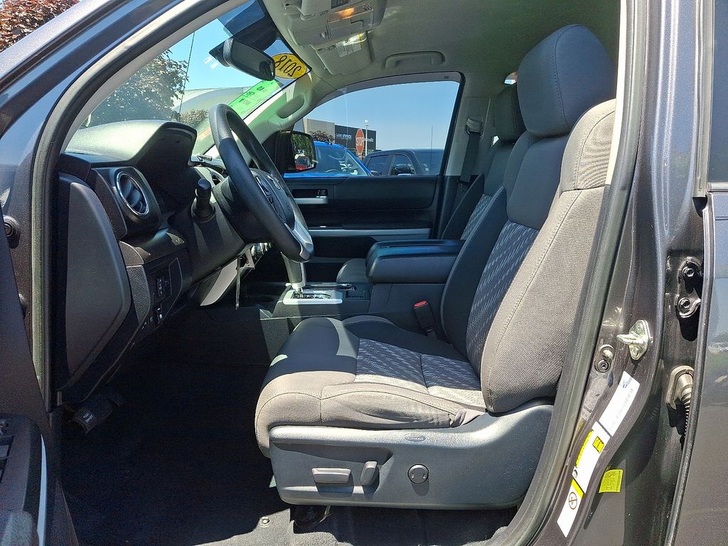 2018 Toyota Tundra SR5 14