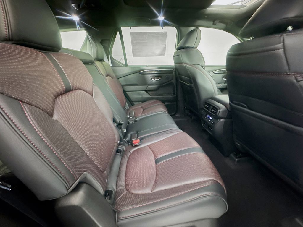 New Car 2025 Honda Pilot  Black Edition For Sale Under $60,000 In Austin, Texas