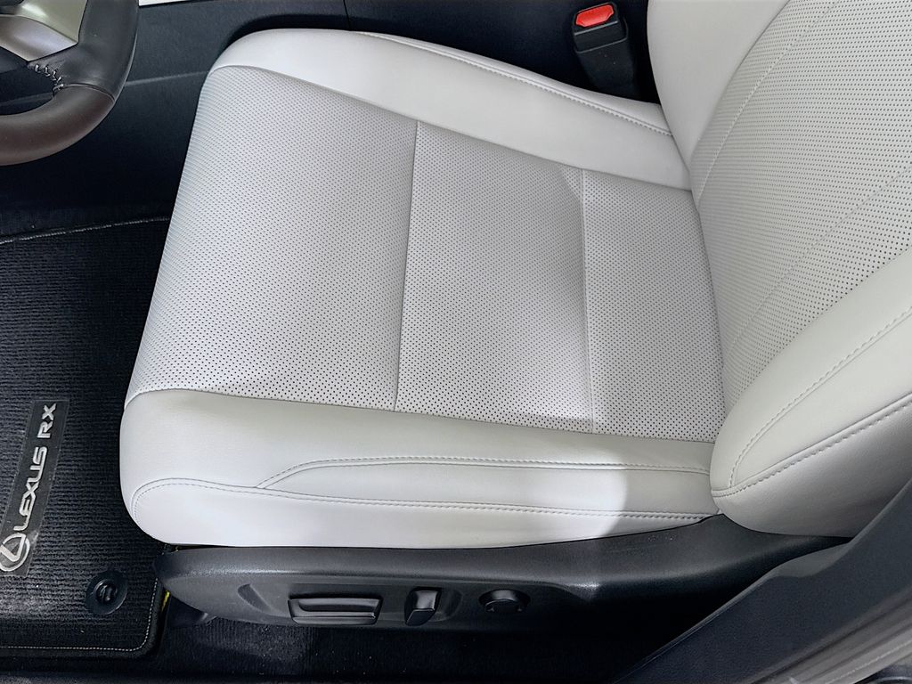 Thumbnail: 2020 Lexus RX - 20