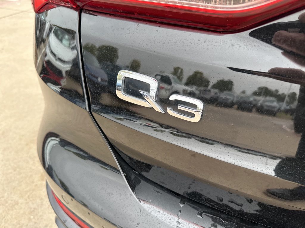 2021 Audi Q3