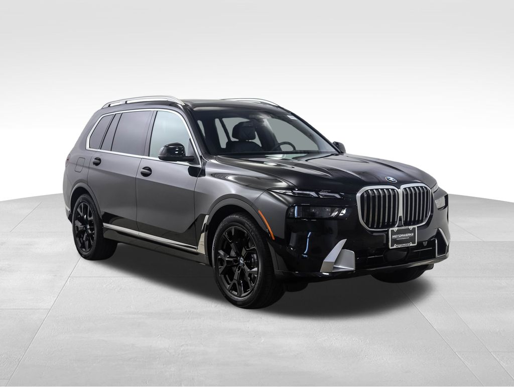Thumbnail: 2026 BMW X7 - 8