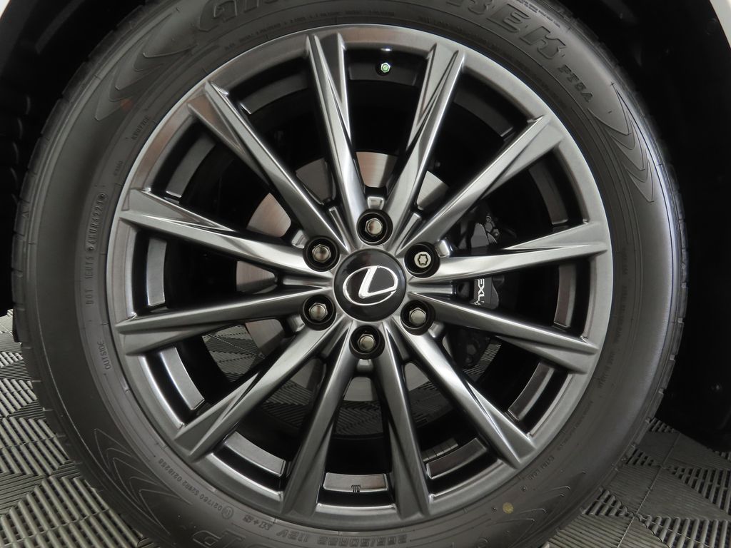 Thumbnail: 2024 Lexus LX - 30
