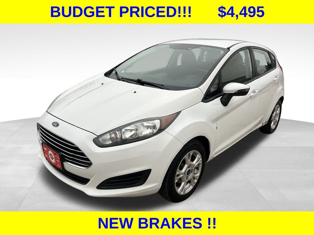 Oxford White 2015 Ford Fiesta SE Hatchback Hatchback Front-Wheel Drive 6-Speed Automatic