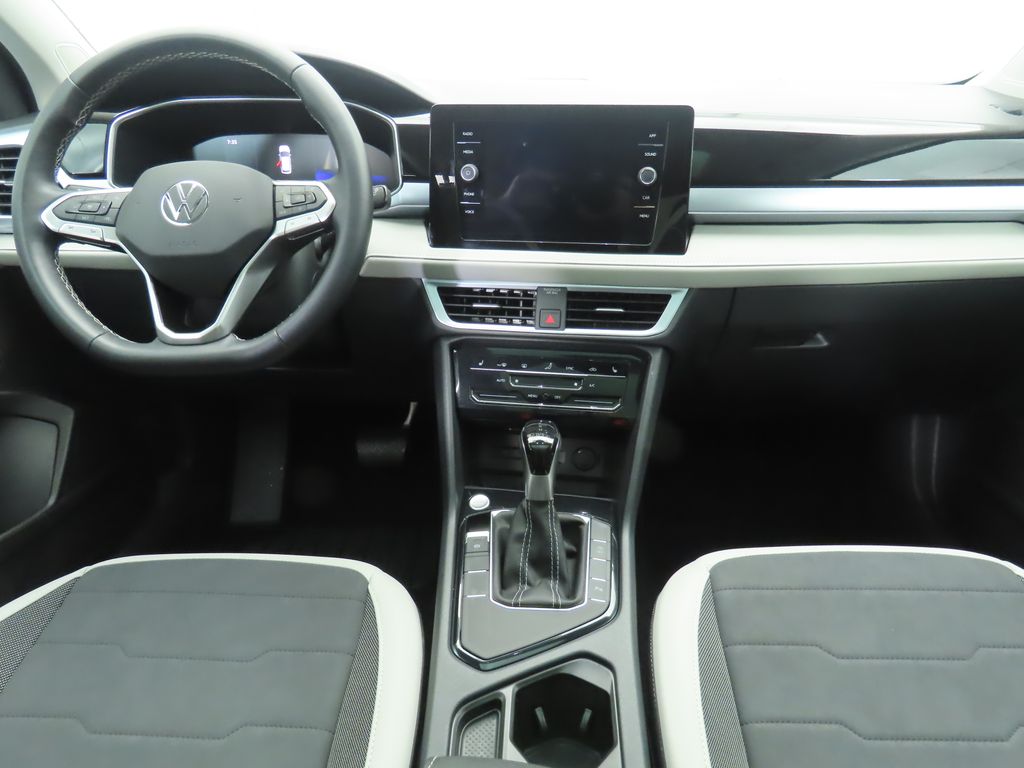 Thumbnail: 2025 Volkswagen Taos - 13