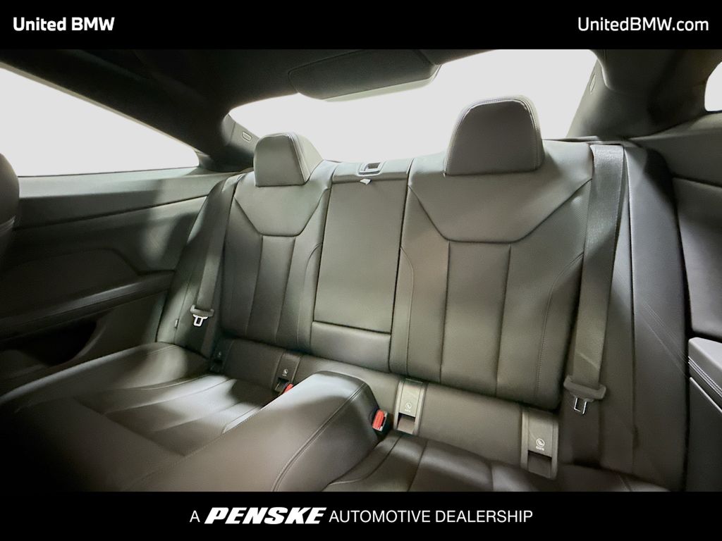 Thumbnail: 2026 BMW 4 Series - 13