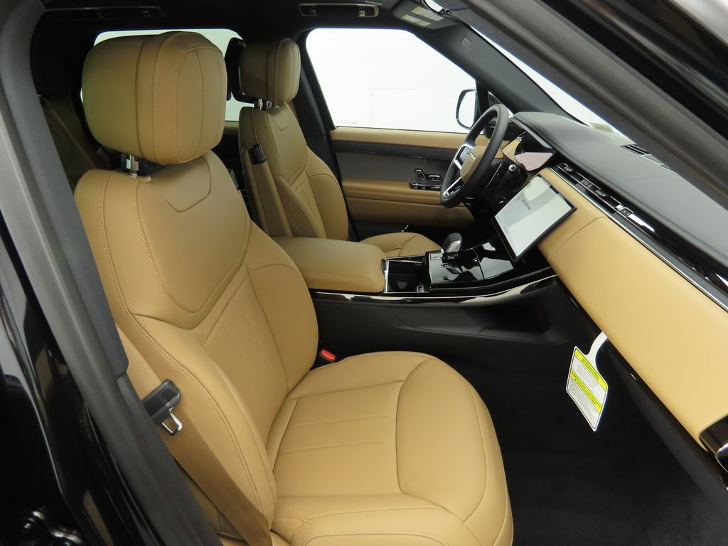 2025 Land Rover Range Rover Sport SE 22