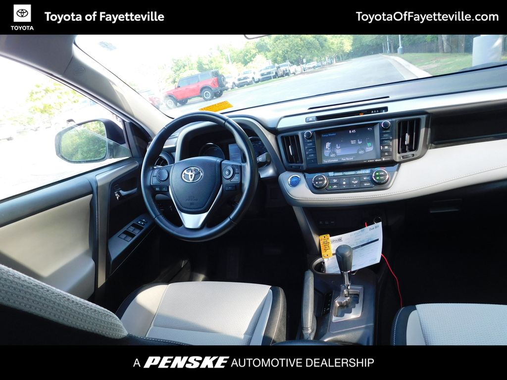 2018 Toyota RAV4 XLE 7