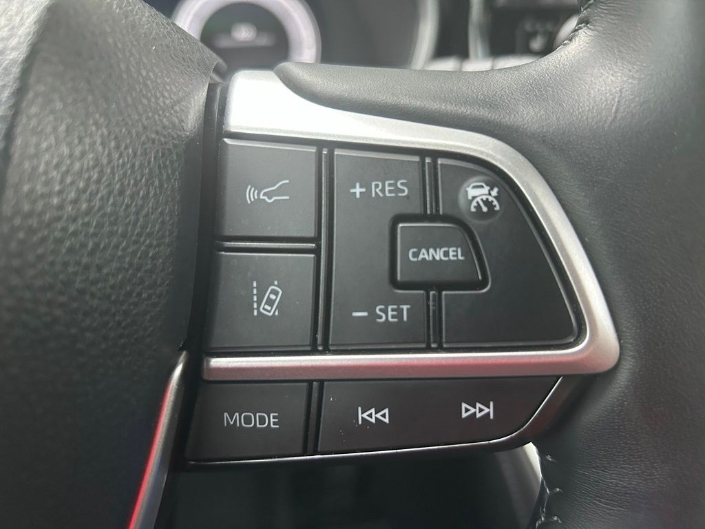 Thumbnail: 2024 Toyota Highlander - 20