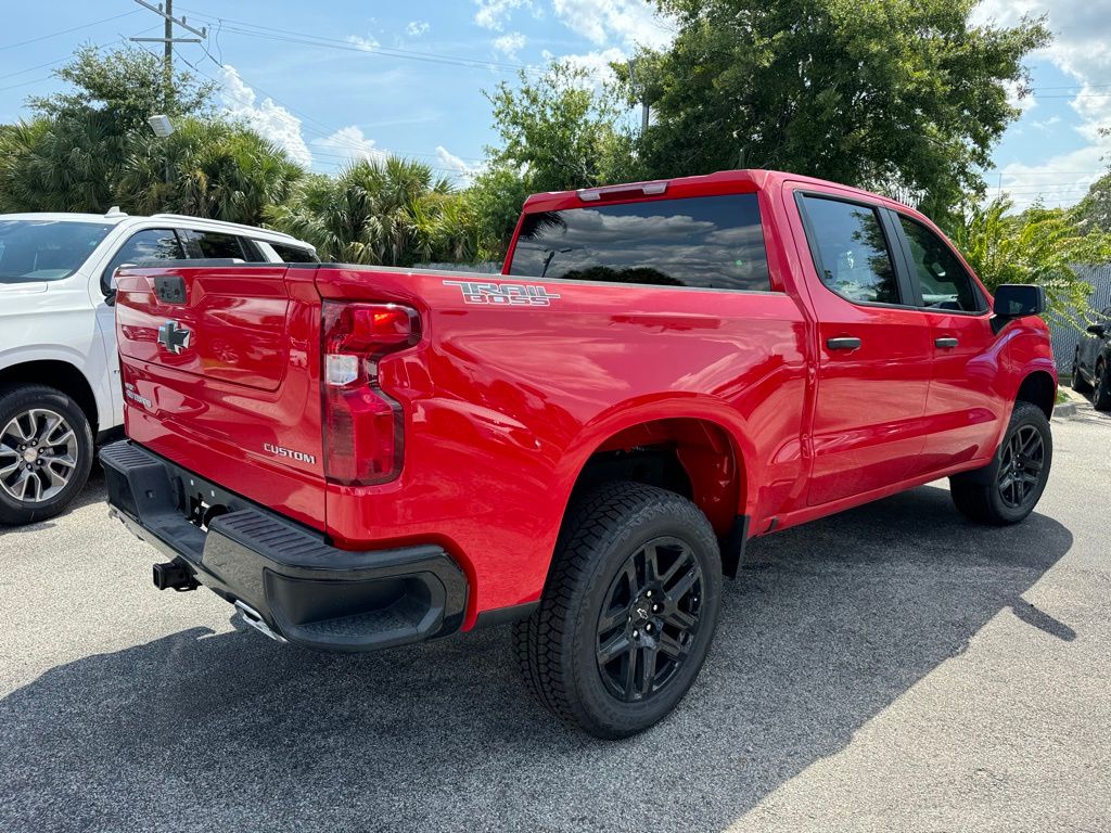 2024 Chevrolet Silverado 1500 Custom Trail Boss 8