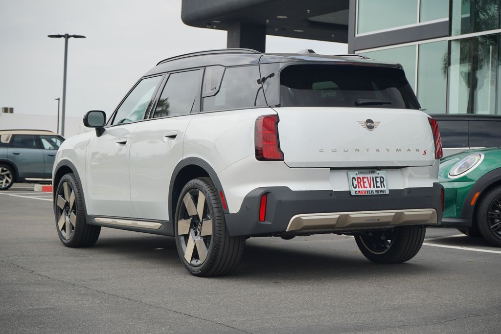 2025 MINI Cooper Countryman Iconic 3