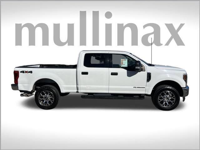 Used 2019 Ford F-250 Super Duty XLT with VIN 1FT7W2BTXKEC10031 for sale in Lake Park, FL