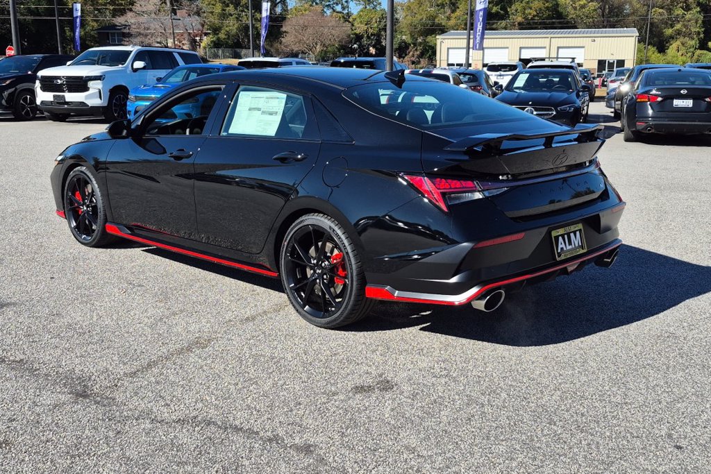 New 2026 Black Hyundai Base image 8