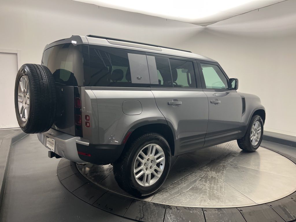 Thumbnail: 2024 Land Rover Defender - 5