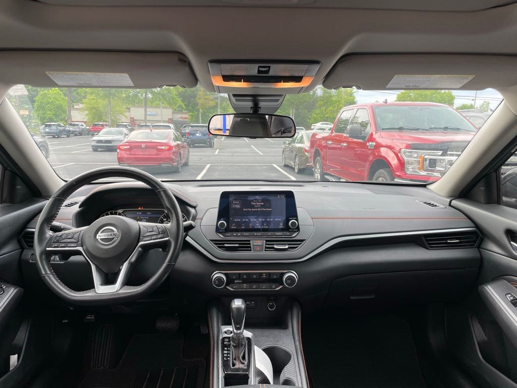 Thumbnail: 2022 Nissan Altima - 5