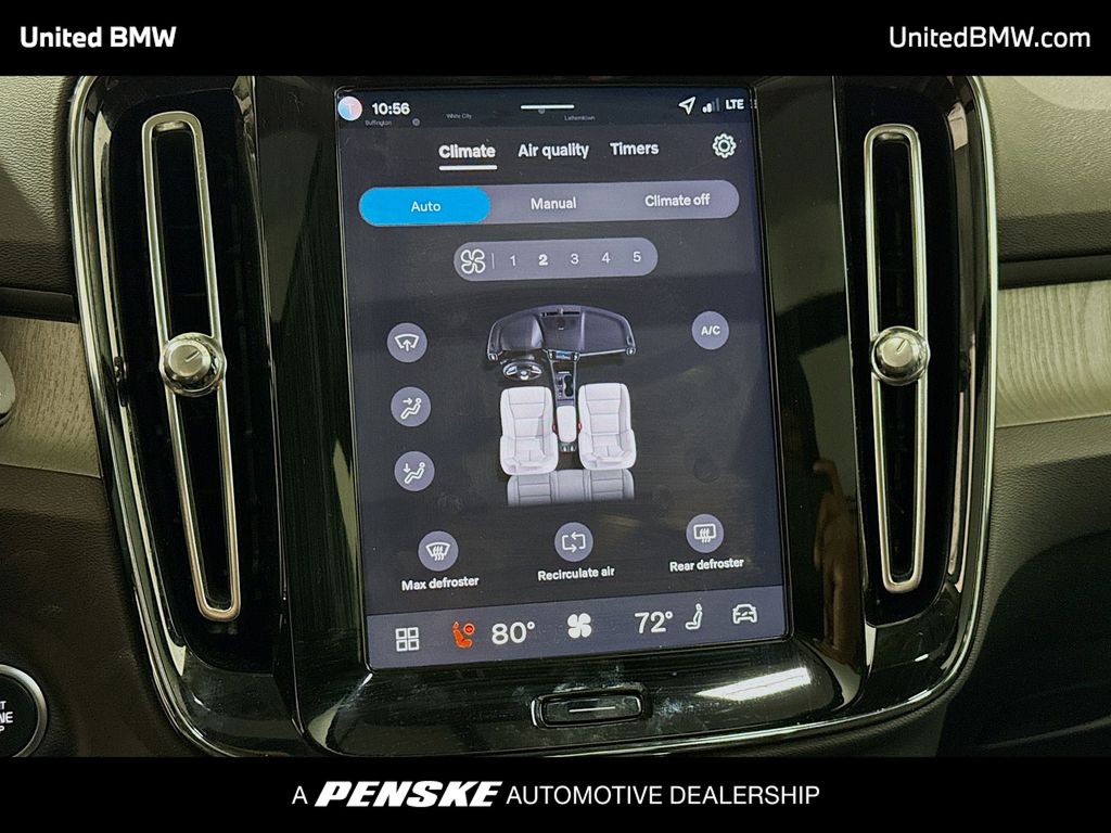 Thumbnail: 2026 Volvo XC40 - 11