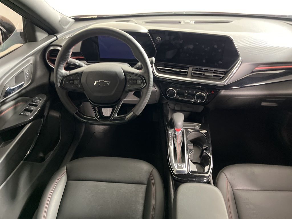 Thumbnail: 2025 Chevrolet Trax - 5