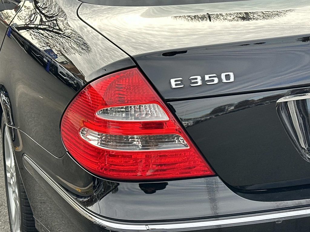 Thumbnail: 2006 Mercedes-Benz E-Class - 11