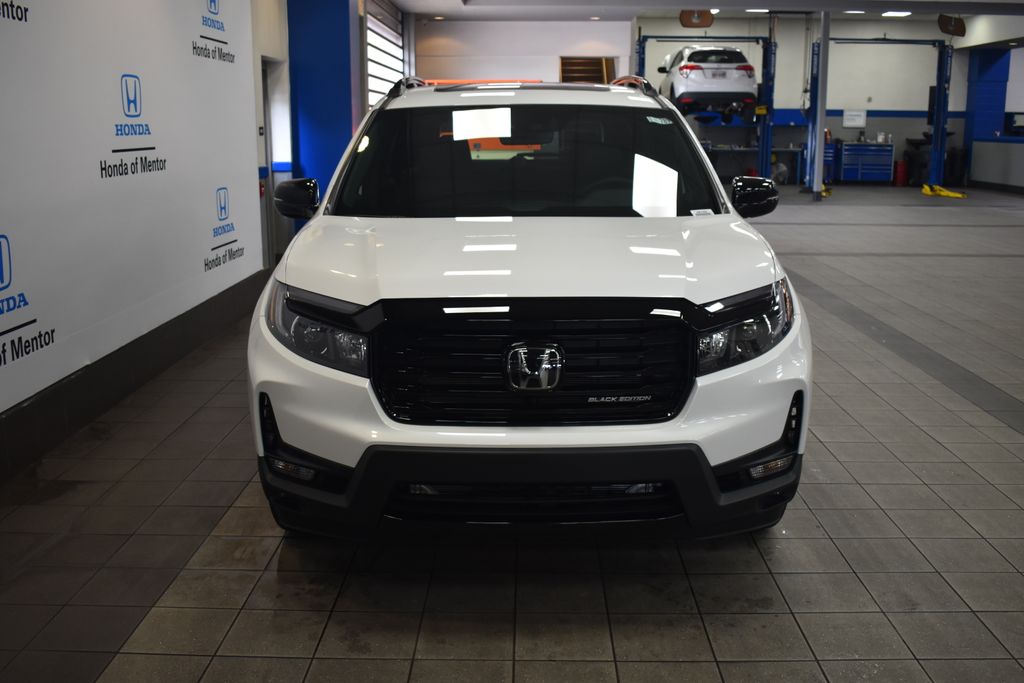 2025 Honda Passport Black Edition 2