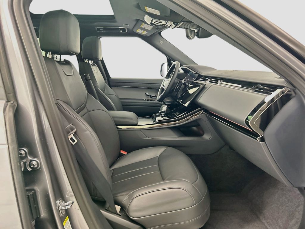 Used 2025 Gray Land Rover S image 19