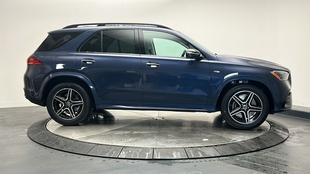 2025 Mercedes-Benz GLE 450 8