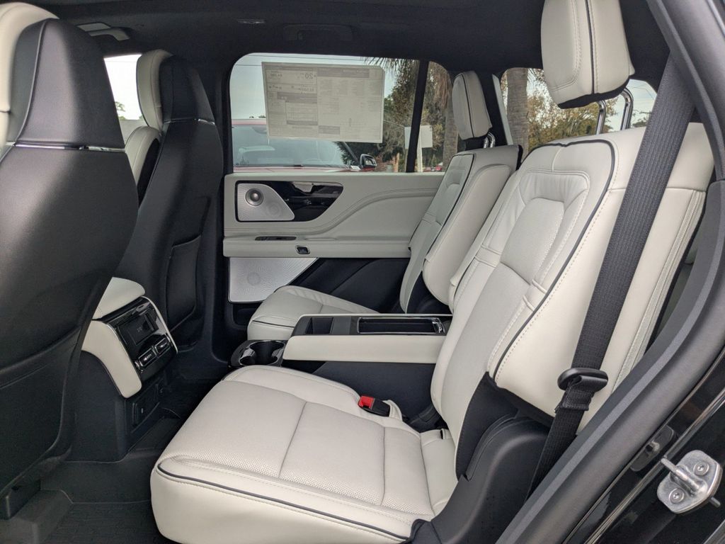 2026 Lincoln Aviator Black Label