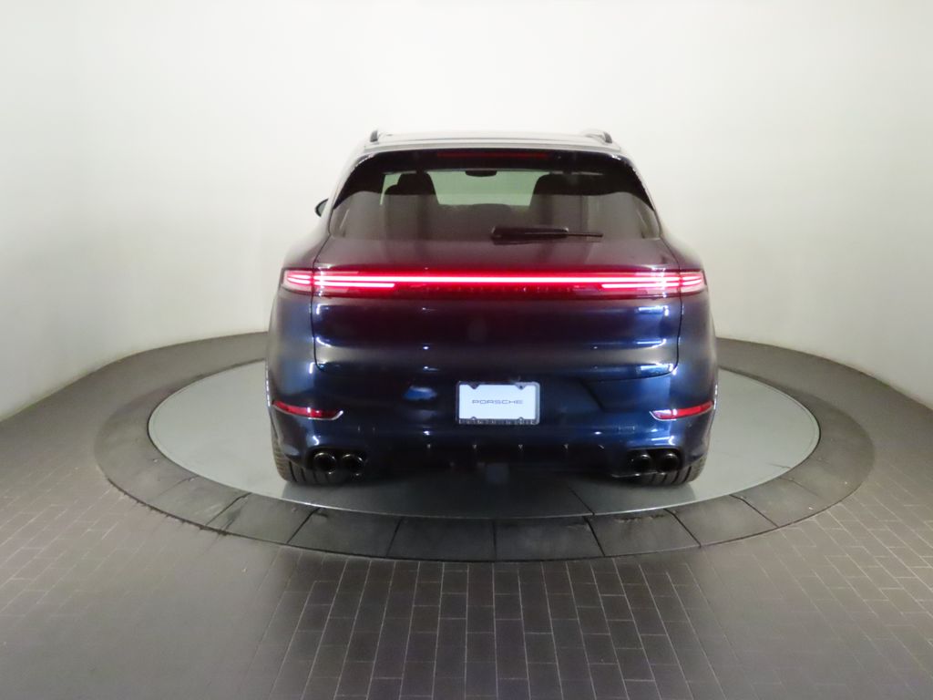Thumbnail: 2026 Porsche Cayenne - 6