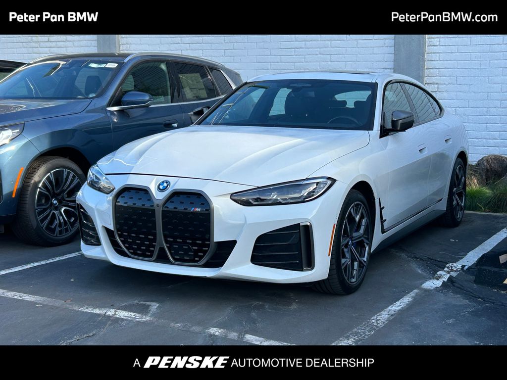 Thumbnail: 2023 BMW i4 - 1