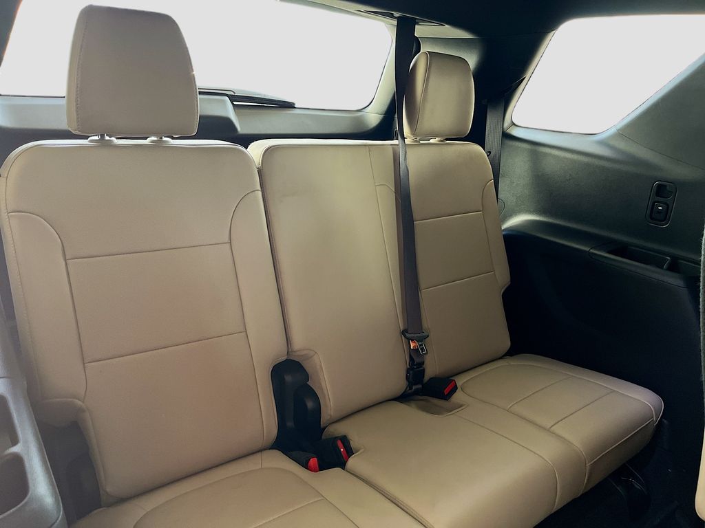 Used 2023 Black Chevrolet Premier image 30
