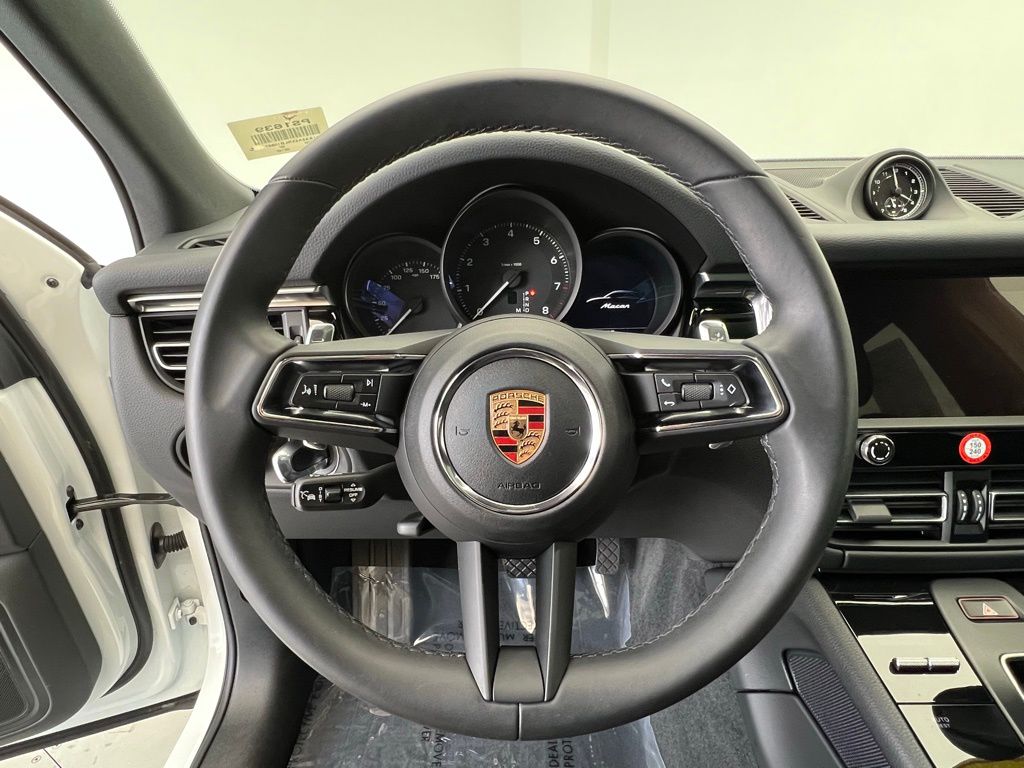 2024 Porsche Macan  7