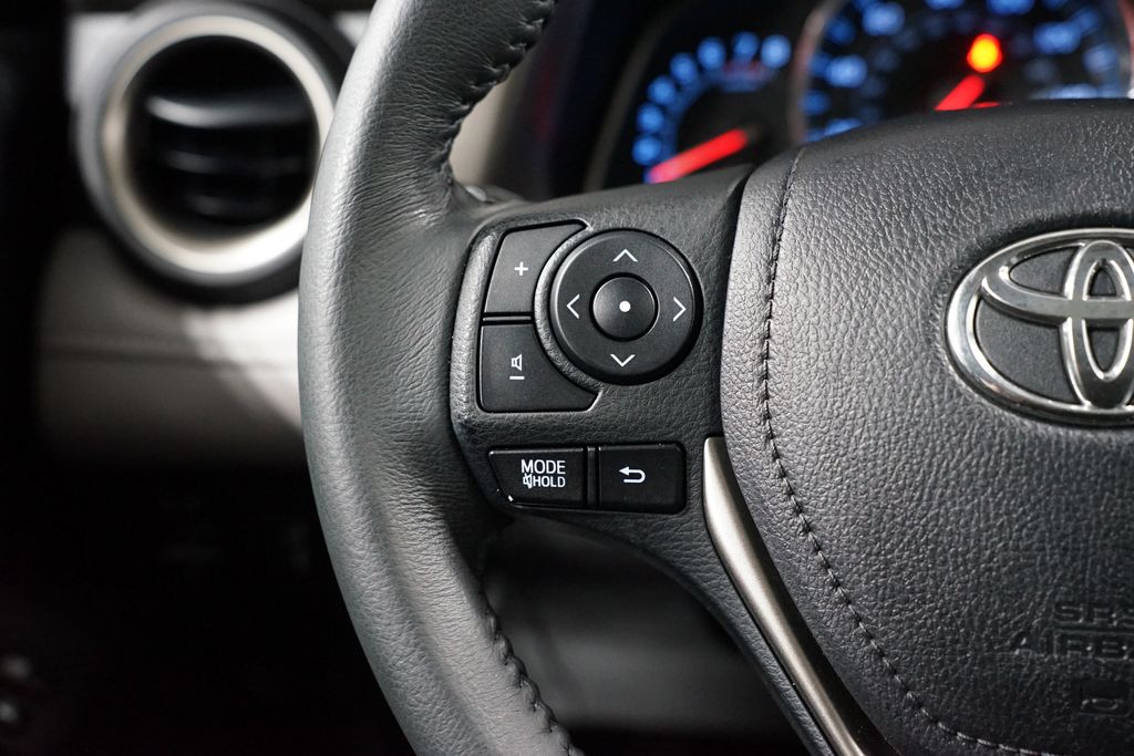 Thumbnail: 2014 Toyota RAV4 - 14