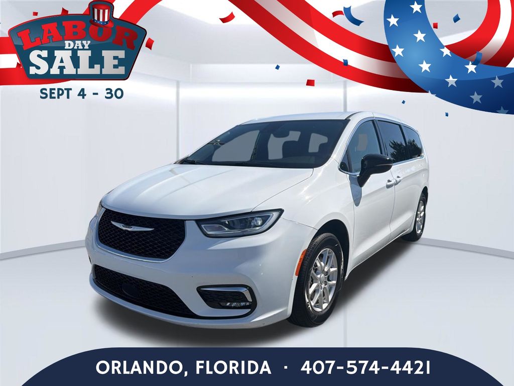 Bright White Clearcoat 2025 Chrysler Pacifica Minivan Front-Wheel Drive 9-Speed Automatic