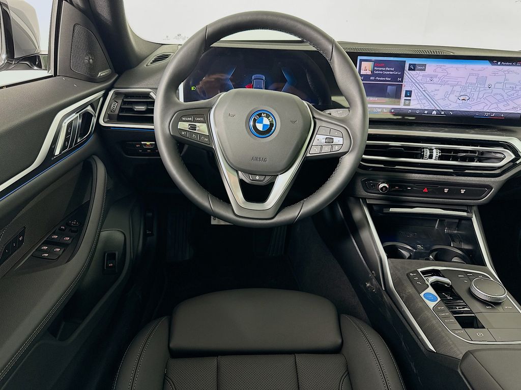2024 BMW i4 eDrive35 19