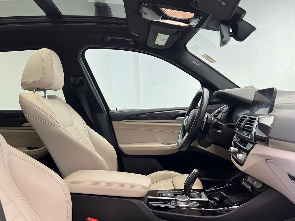 Thumbnail: 2021 BMW X3 - 6