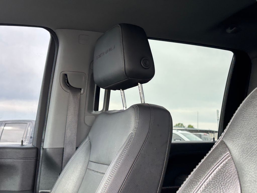 Used Car 2022 Gmc Sierra 2500hd  Denali For Sale Under $70,000 In Austin, Texas