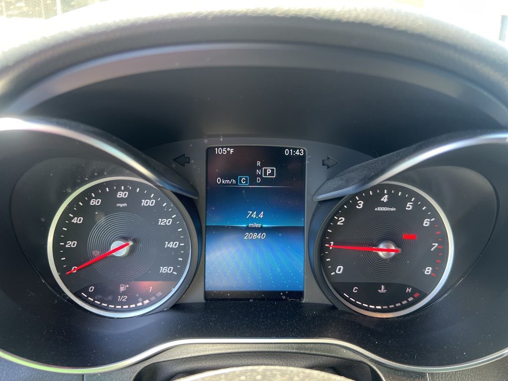 2022 Mercedes-Benz GLC 300 8