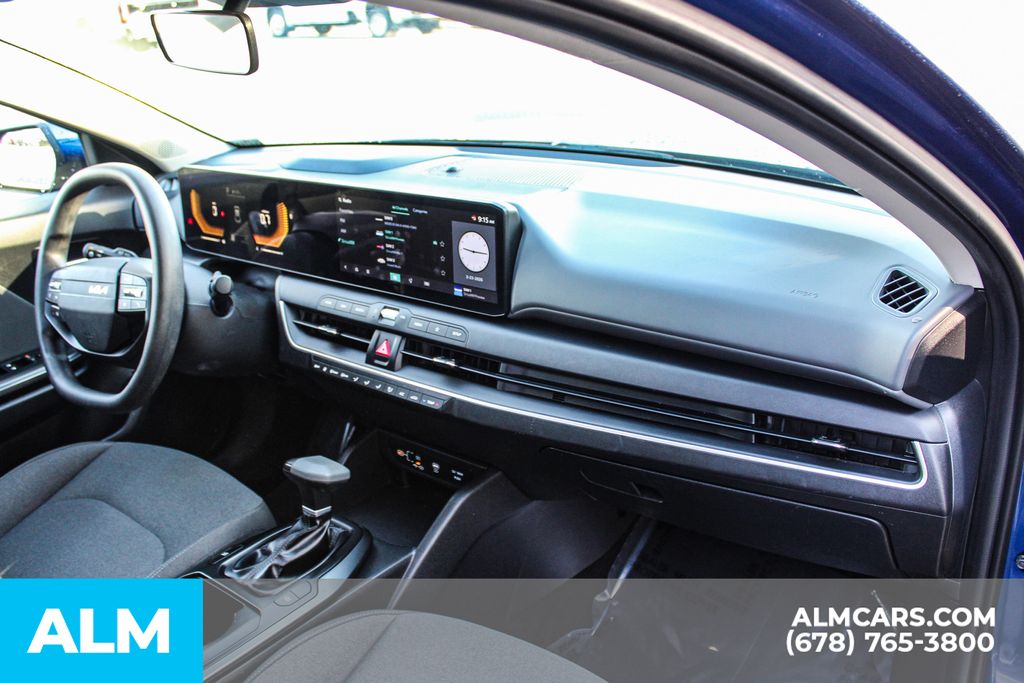 Used 2025 Blue Kia LXS image 23