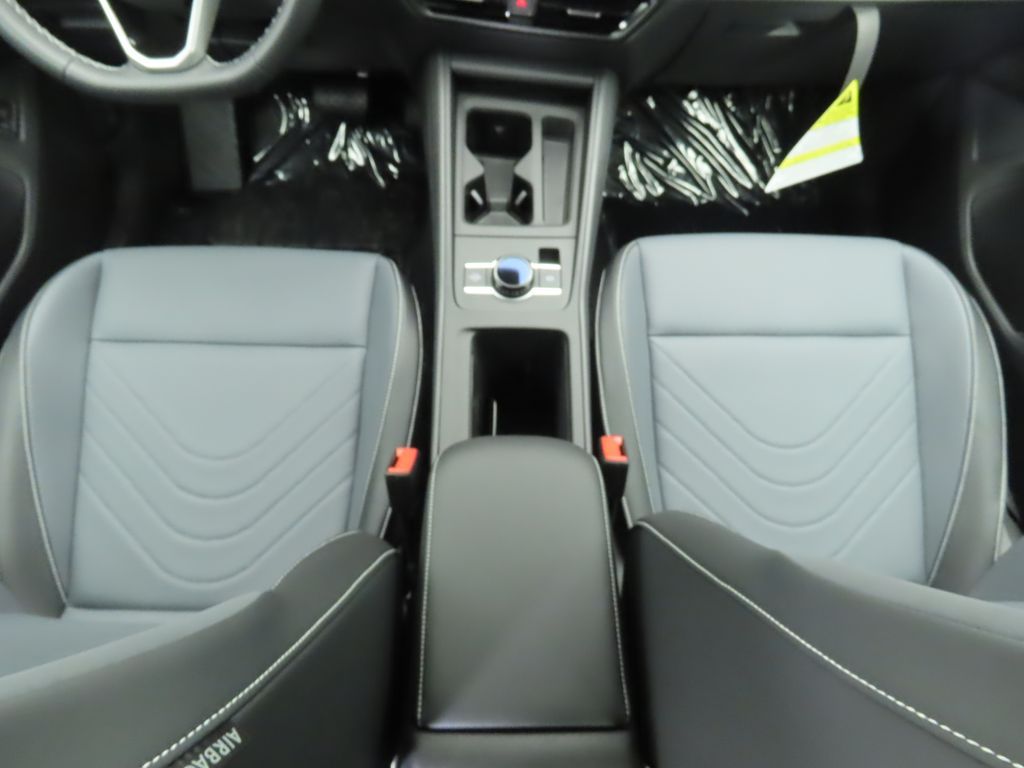 Thumbnail: 2026 Volkswagen Tiguan - 16