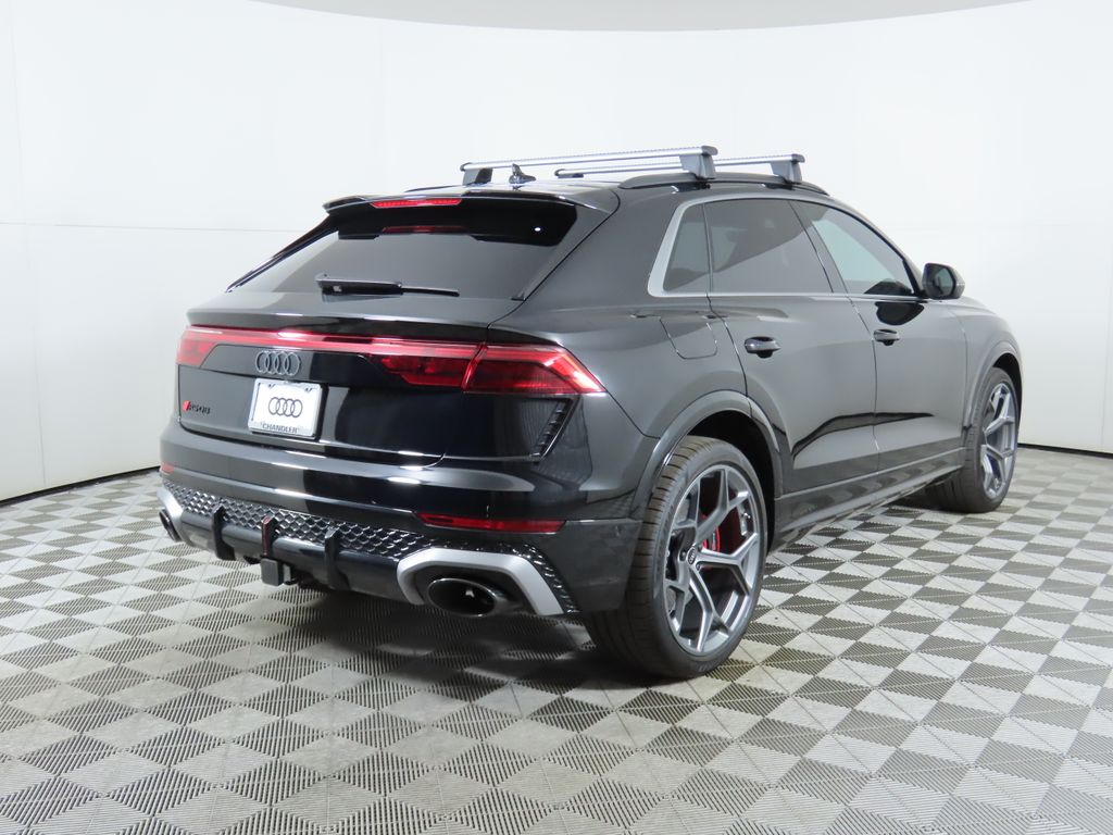 2025 Audi RS Q8 4.0T 5