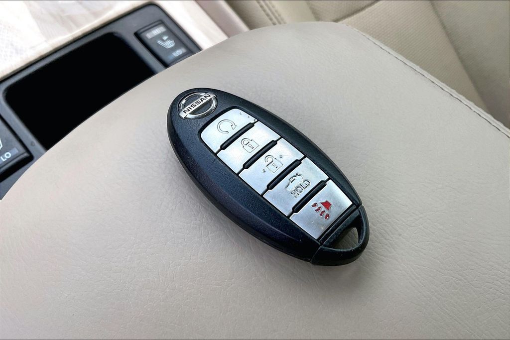 Used 2016 Nissan Altima Sedan