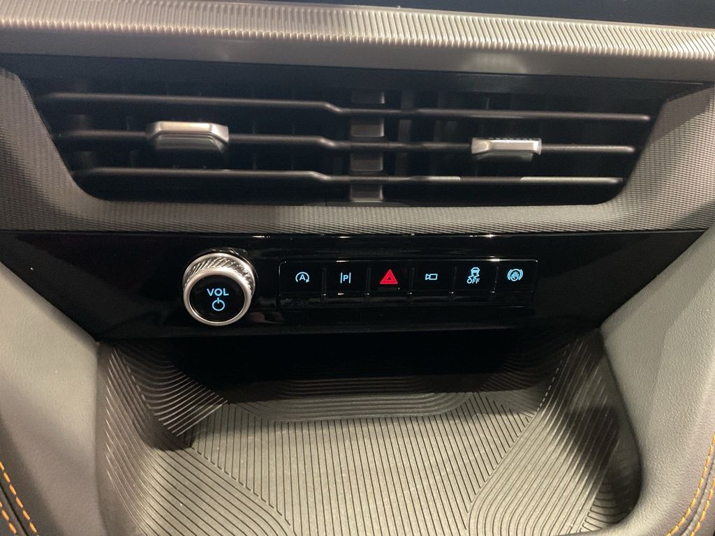 New 2026 White Ford Tremor image 13