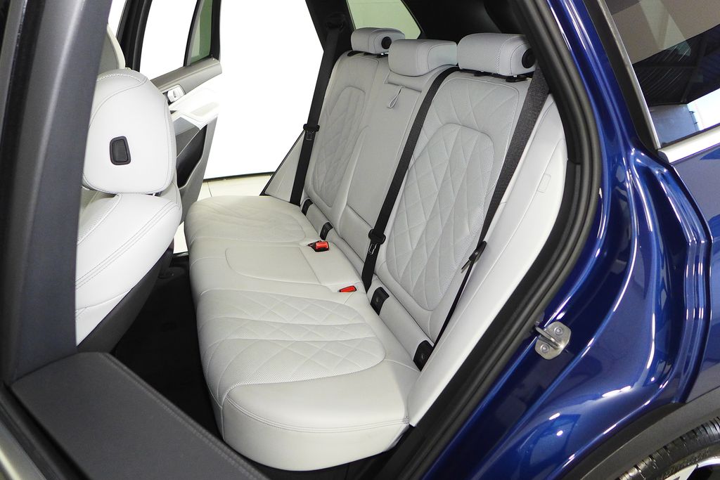 Thumbnail: 2023 BMW X5 - 20