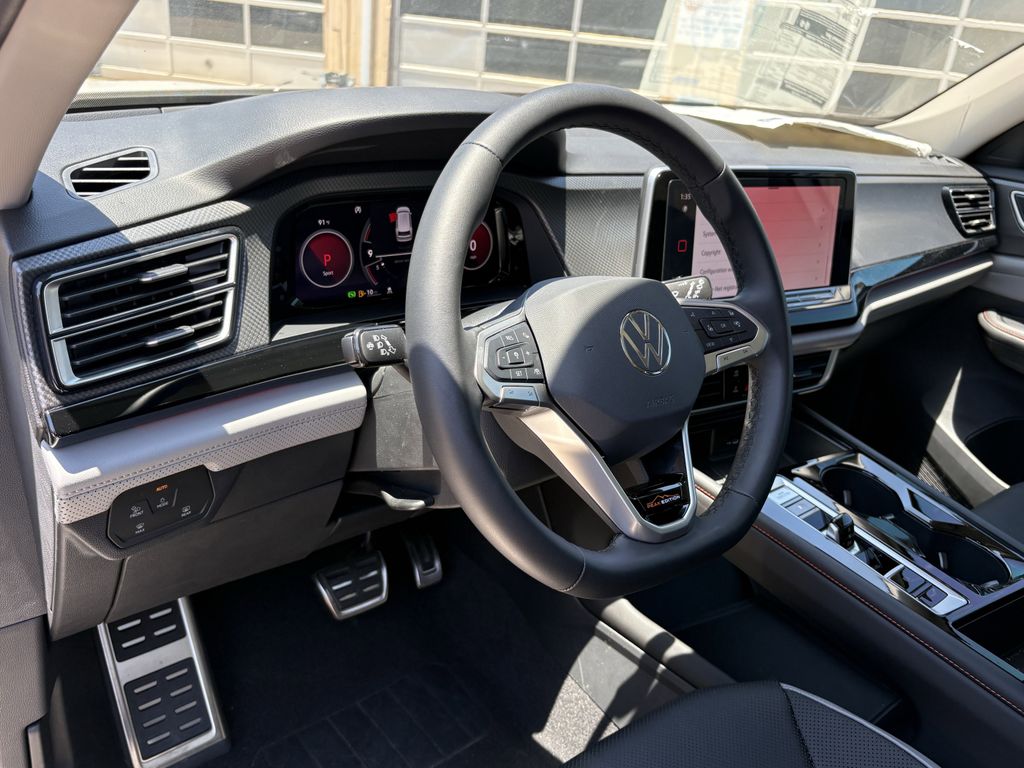 2024 Volkswagen Atlas 2.0T Peak Edition SEL White at DeMontrond Gulf Freeway